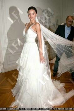 Vestido novia diseñador Manuel Mota para Pronovias