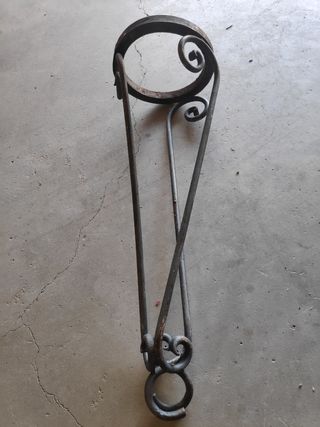 CUELGA UTILES DE CHIMENEA DE HIERRO FORJADO
