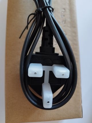 Adaptador AC enchufe inglés 