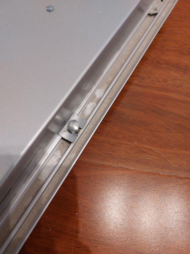 Lámpara de techo de vidrio esmerilado.