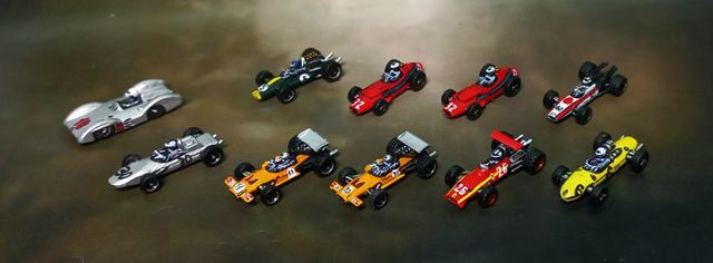 1 coche en miniatura para HEAT, sin pintar. 