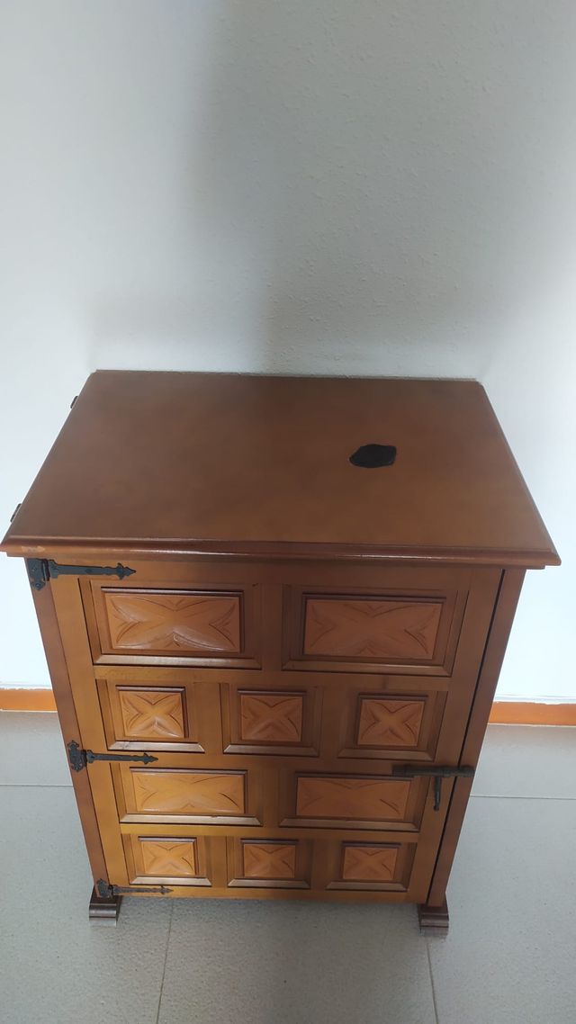 Máquina de coser Wertheim del año 1954