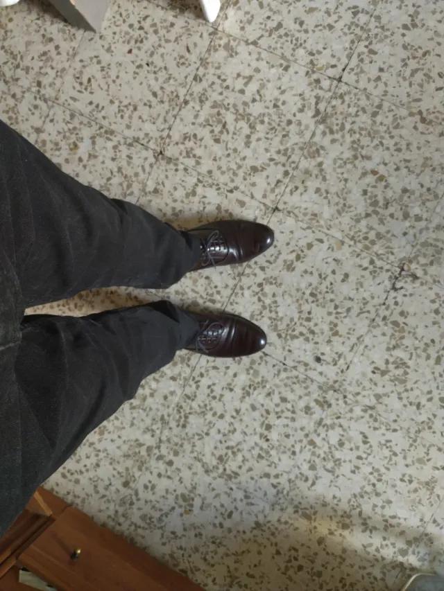 vendo zapatos Marrones de piel buen estado