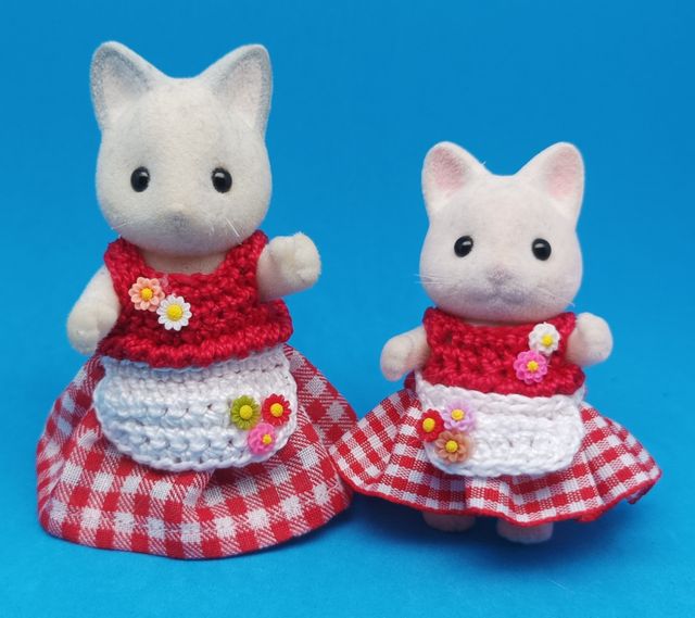 Lote 2 vestidos mamá + hija Sylvanian families 