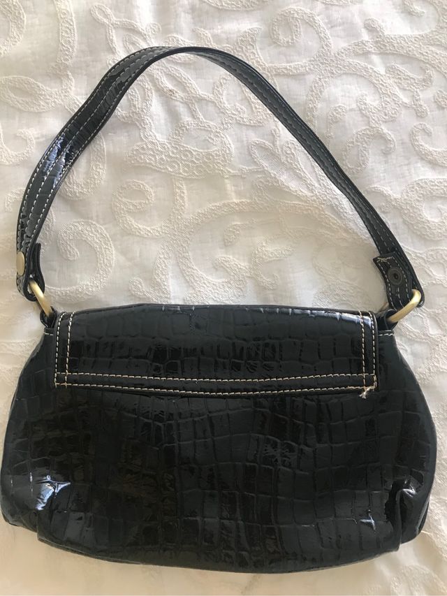 Bolso de fiesta acharolado