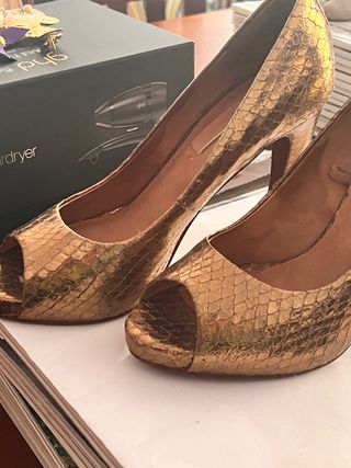 Zapatos pep toe cobre