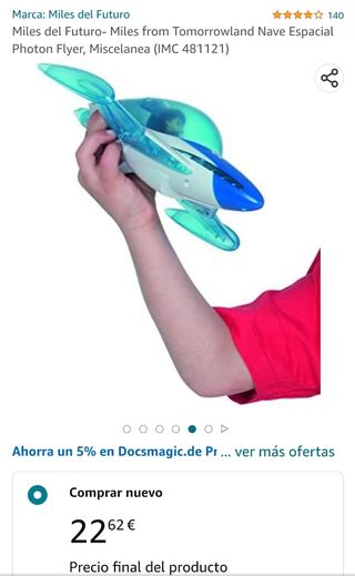 Miles del futuro con nave