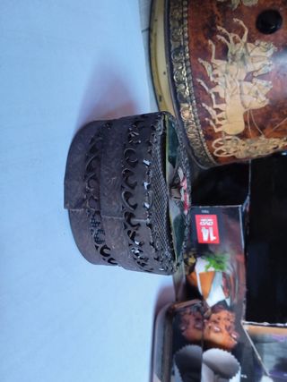Caja antigua flores