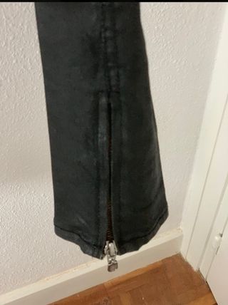 pantalón negro Mango 