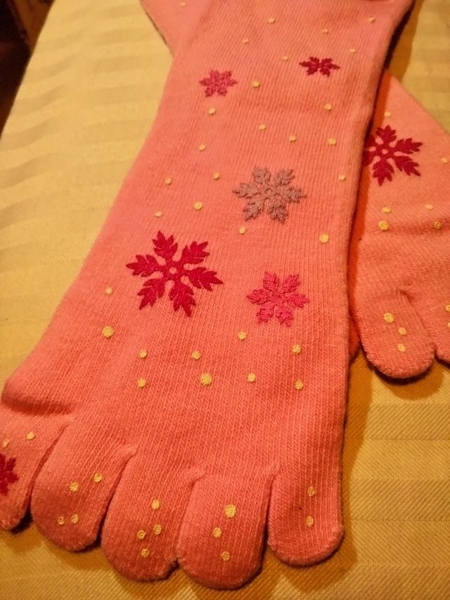 calcetines con dedos muy suaves