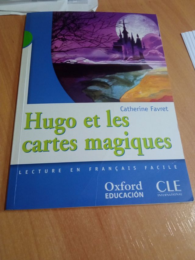 libro lectura francés. Hugo et les cartes magiques