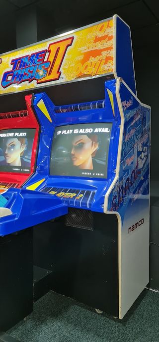 MAQUINA VIDEO JUEGO TIME CRISIS 2
