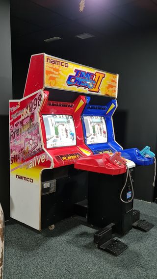 MAQUINA VIDEO JUEGO TIME CRISIS 2