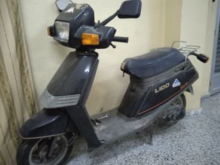 Moto Suzuki Lido Vario