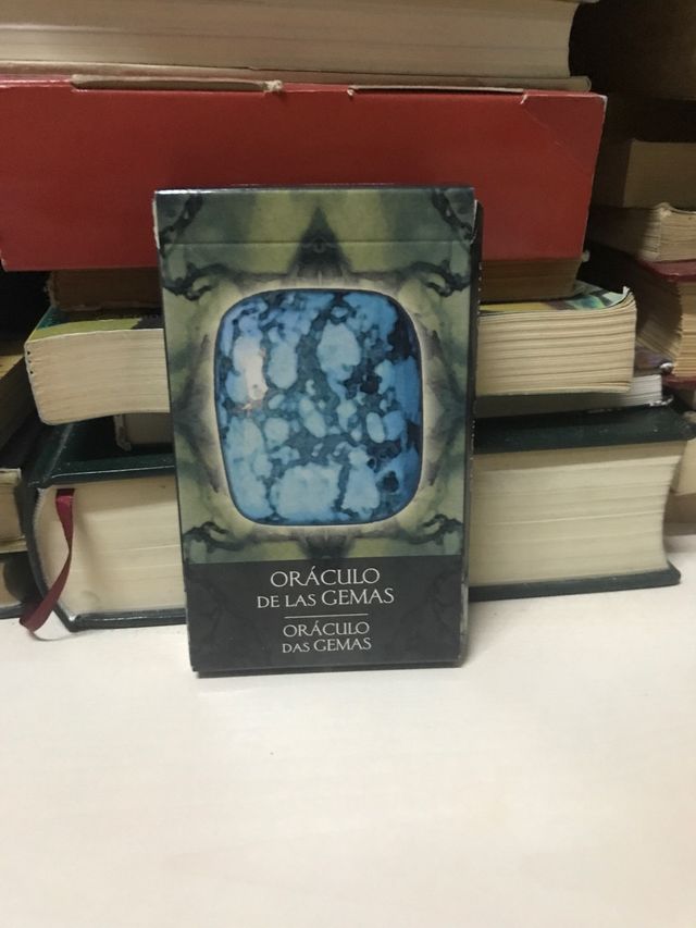 TAROT ORÁCULO DE LAS GEMAS