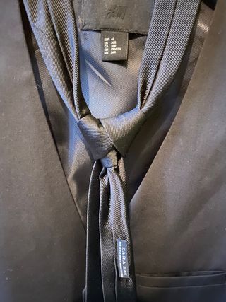 Americana, Chaleco y Corbata S 46