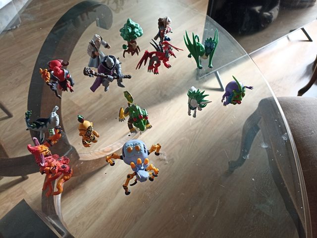 Invizimals y más figuras