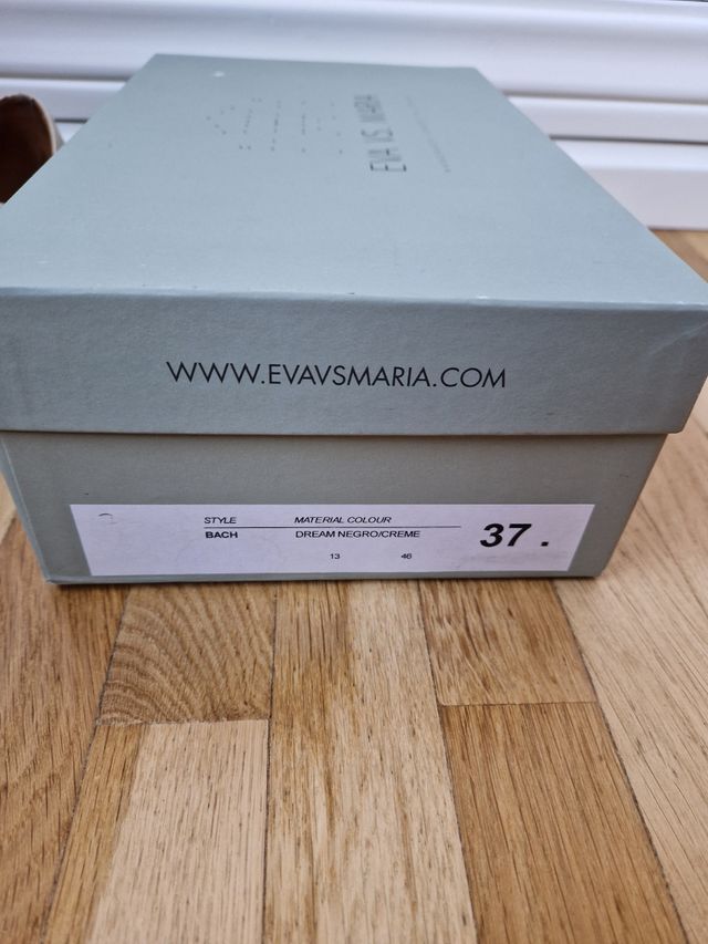 Zapatos Bach Eva vs Maria