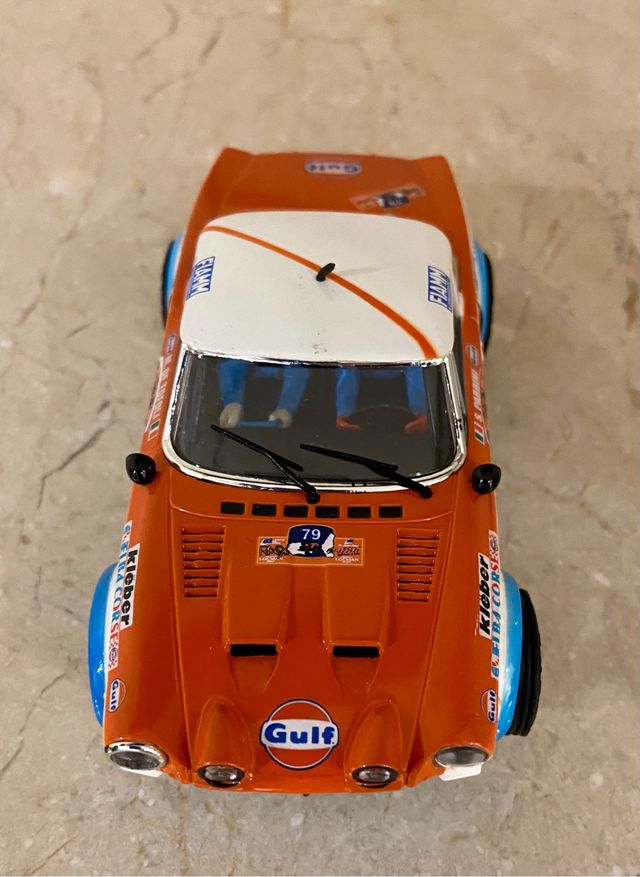 Fiat Abarth 124 Spider ( Scalextric) casi sin uso