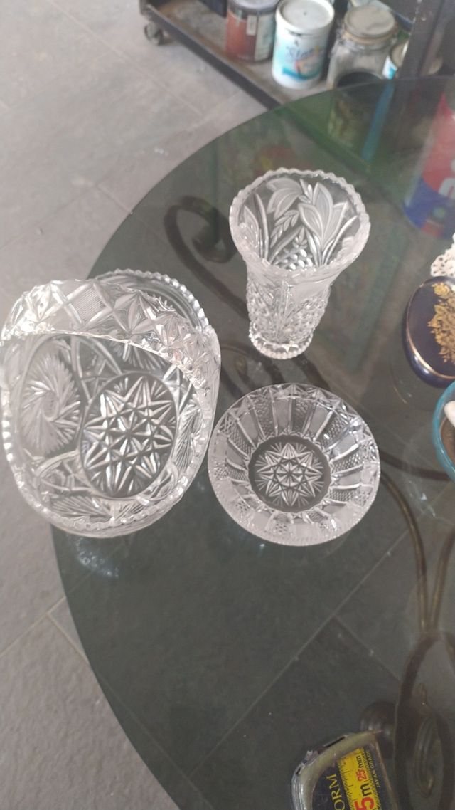 vasi antichi in cristallo