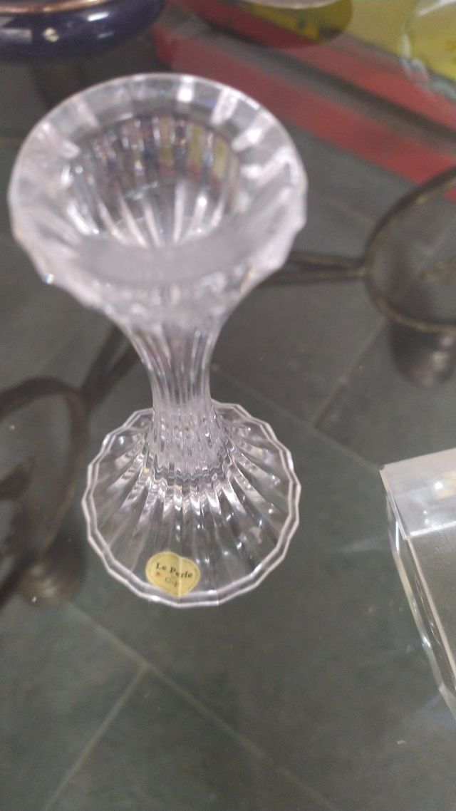 vasi antichi in cristallo