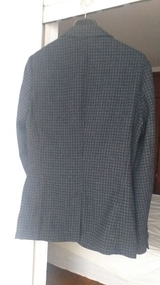 AMERICANA DE CABALLERO. PREMIUM BY MANGO 