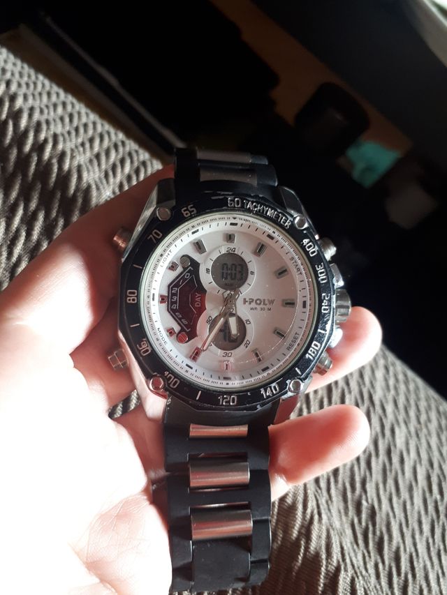 reloj pulsera curren resist agua