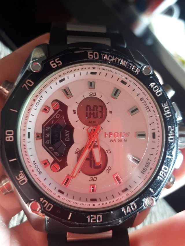 reloj pulsera curren resist agua