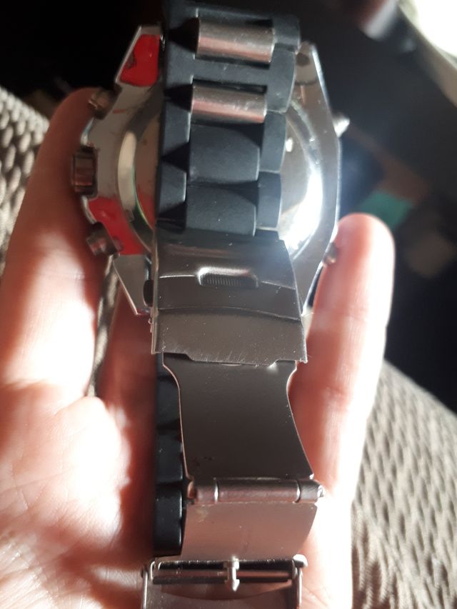 reloj pulsera curren resist agua