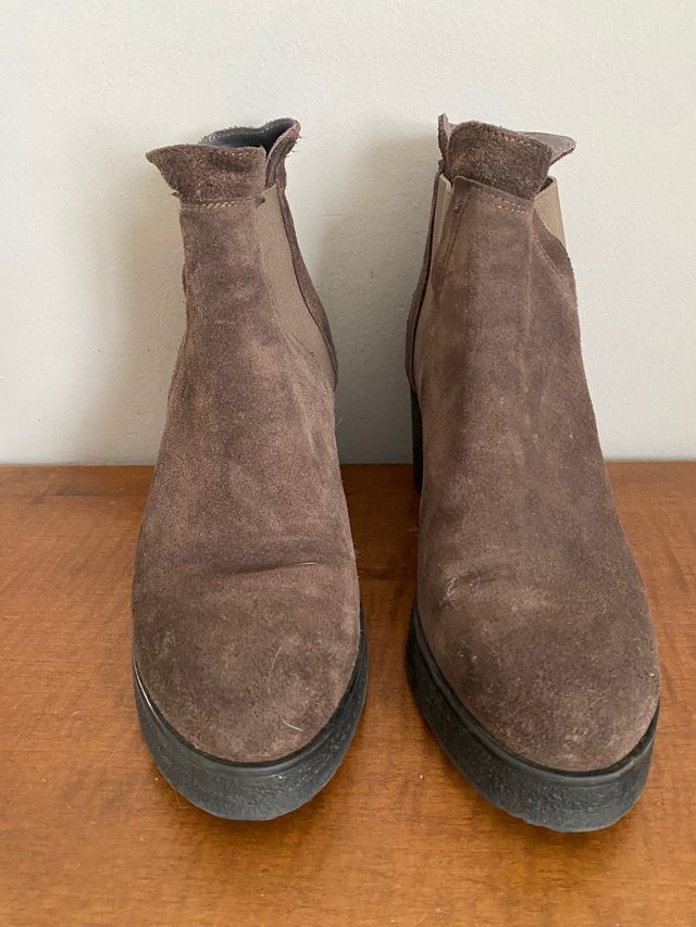 Stivali alti da donna n. 39