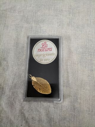 foglia vera bagnata in oro 24K