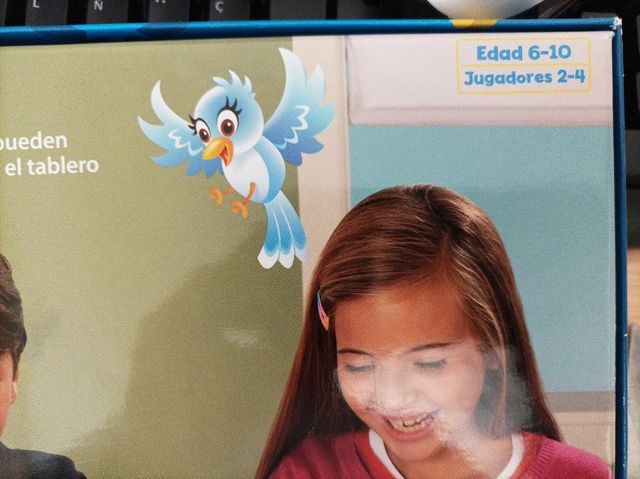 Juego de mesa Scrabble junior.