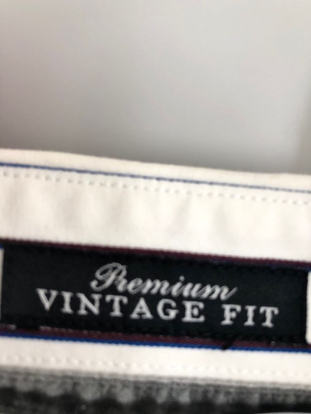 Camisa rayas American Eagle.