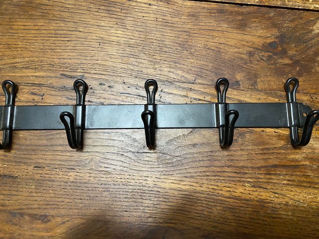 Porta oggetti in ferro 