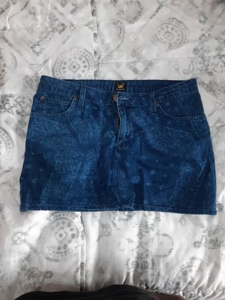 Minifalda vaquera Lee estilo Y2K