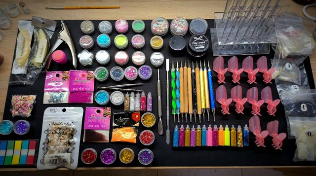 Equipo para uñas esculpidas