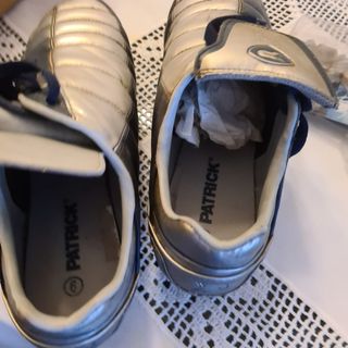 Botas de fútbol 43