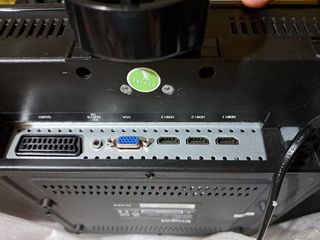 Televisor 32 pulgadas.