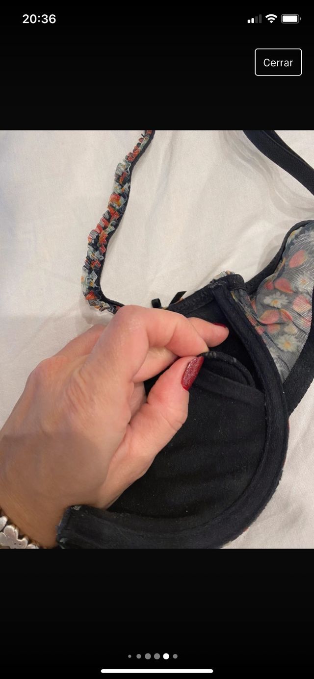 Conjunto sujetadores usados una vez,nuevos.