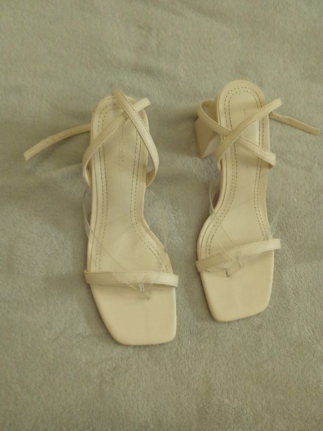 sandalias Bershka