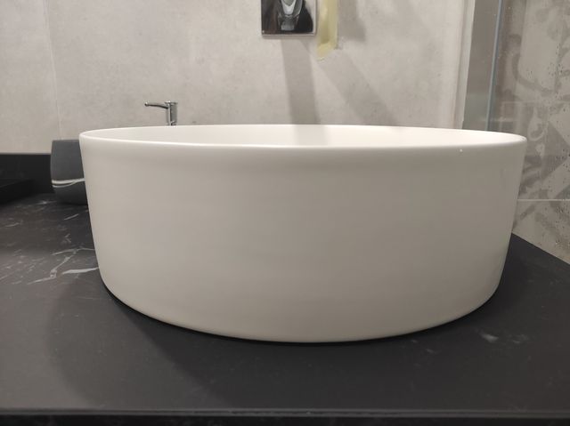 lavabo porcelana NUEVO SIN ESTRENAR 350X350X110