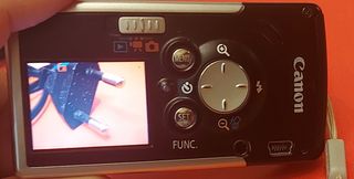 Mini Camara Canon Digital SD10 Powershot IXUS i