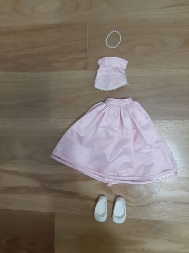 Lote ropa Nancy tres disfraces.