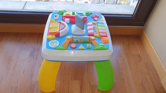 Mesa de actividades fisher price