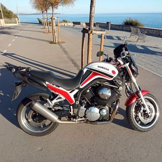 Yamaha BT 1100 bulldog