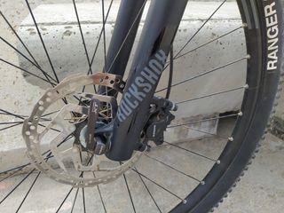 Mountain Bike eléctrica CUBE Reaction Hybrid Race 