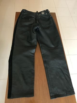 pantalon de cuero
