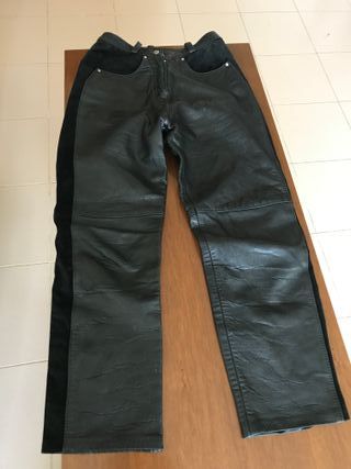 pantalon de cuero