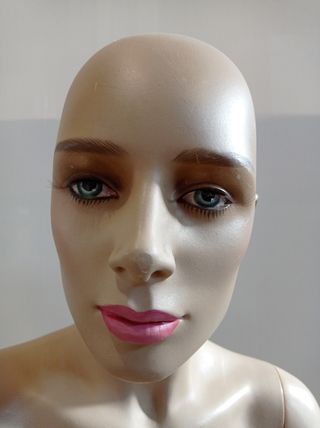 Maniquí mujer gama alta. B-6