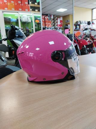 Casco jet con gafa de sol incorporada